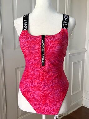 Kendall & Kylie Pink One Piece Swim Suit and Mesh Sarong Cover Up Size Small